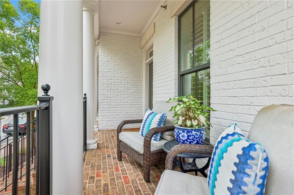 3 bedroom, 4 bathroom, 2,535 sq ft townhouse for sale at 305 Cricket Lane, Alpharetta, GA 30009 — photo 5