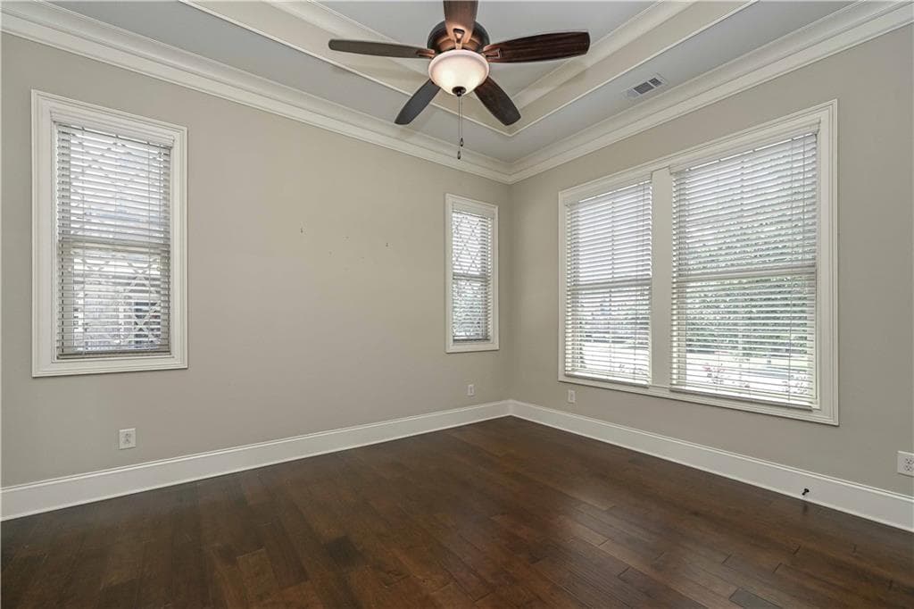 3 bedroom, 3 bathroom, 2,213 sq ft single family residence for sale at 62 Cedarcrest Village Court, Acworth, GA 30101 — photo 8