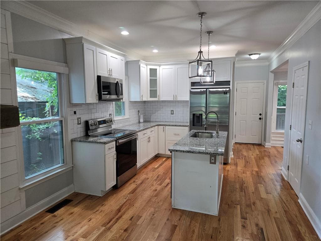 3 bedroom, 3 bathroom, 1,364 sq ft single family residence for rent at 1175 Garibaldi Street, Atlanta, GA 30310 for $2,295 a month — photo 3