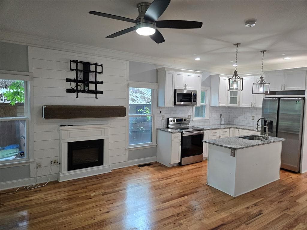 3 bedroom, 3 bathroom, 1,364 sq ft single family residence for rent at 1175 Garibaldi Street, Atlanta, GA 30310 for $2,295 a month — photo 4