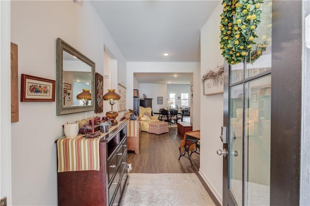 3 bedroom, 2 bathroom, 2,110 sq ft single family residence for sale at 3061 Appling Hills Drive, Dacula, GA 30019 — photo 3