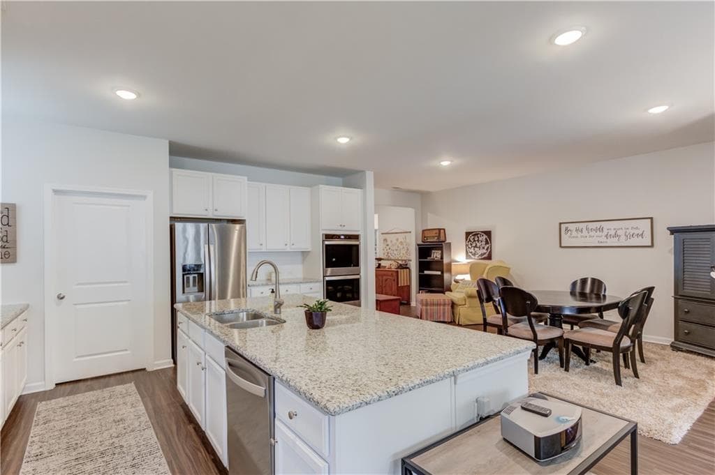 3 bedroom, 2 bathroom, 2,110 sq ft single family residence for sale at 3061 Appling Hills Drive, Dacula, GA 30019 — photo 8