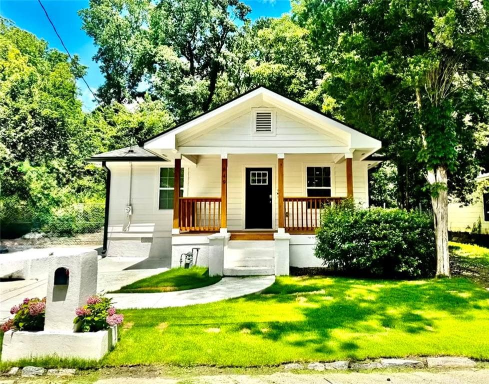 3 bedroom, 2 bathroom, 1,189 sq ft single family residence for sale at 849 Wood Street, Atlanta, GA 30318
