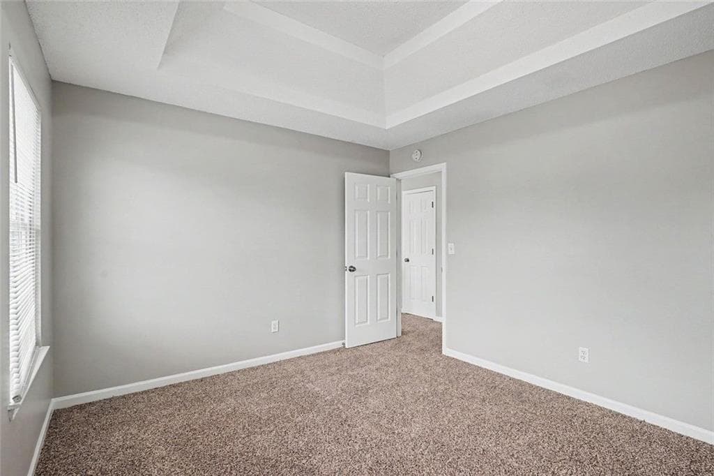 5 bedroom, 3 bathroom, 3,166 sq ft single family residence for sale at 2909 Crabapple Circle, Conyers, GA 30013 — photo 8