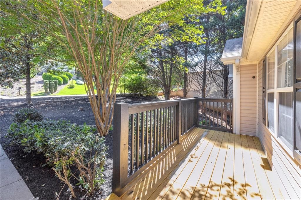 3 bedroom, 2 bathroom, 1,454 sq ft single family residence for sale at 2941 Lake Hollow Road, Gainesville, GA 30501 — photo 5