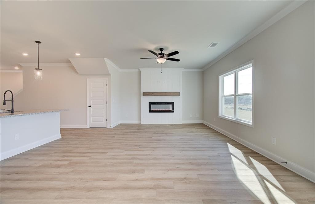 3 bedroom, 3 bathroom, 2,114 sq ft single family residence under contract at 3780 Ivy Cottage Drive, Snellville, GA 30039 — photo 10