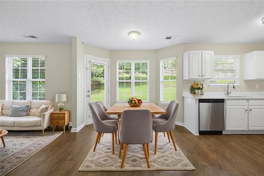 3 bedroom, 3 bathroom, 1,771 sq ft single family residence under contract at 4869 Noah Ridge, Acworth, GA 30101 — photo 7