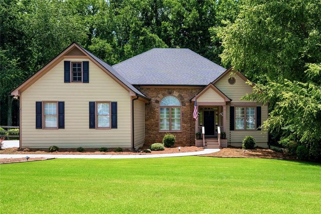 3 bedroom, 3 bathroom, 4,216 sq ft single family residence sold at 6155 Ivey Manor Drive, Cumming, GA 30040