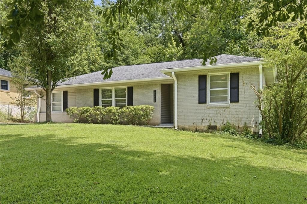 4 bedroom, 2 bathroom, 1,487 sq ft single family residence under contract at 2728 Rollingwood Lane, Atlanta, GA 30316
