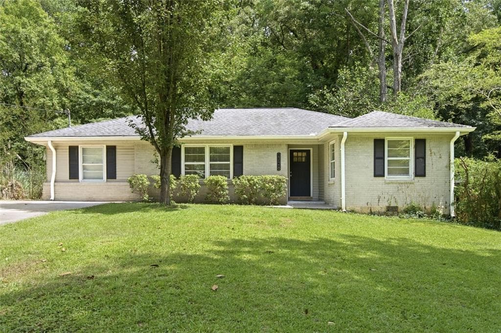 4 bedroom, 2 bathroom, 1,487 sq ft single family residence under contract at 2728 Rollingwood Lane, Atlanta, GA 30316 — photo 2