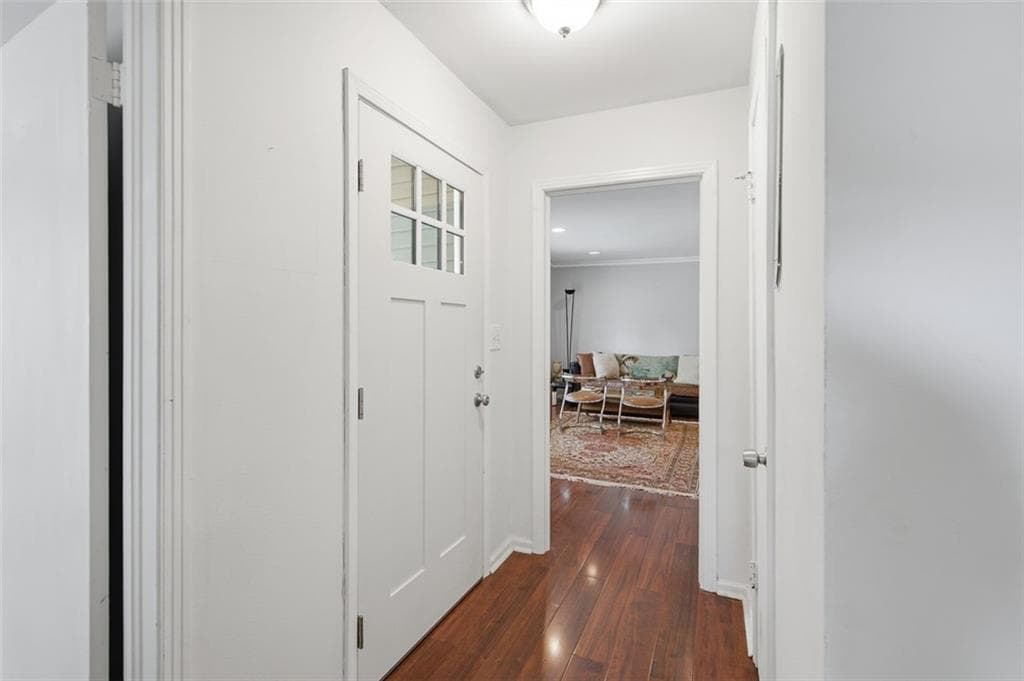 4 bedroom, 2 bathroom, 1,487 sq ft single family residence under contract at 2728 Rollingwood Lane, Atlanta, GA 30316 — photo 3