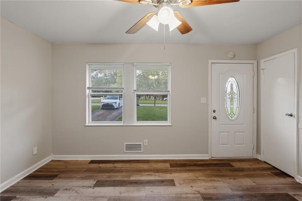 3 bedroom, 1 bathroom, 1,040 sq ft single family residence for sale at 8317 Kendrick Road, Jonesboro, GA 30238 — photo 8