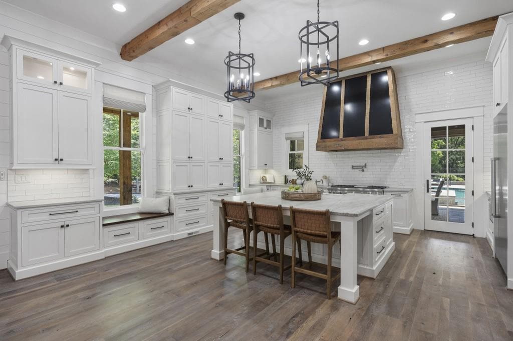 6 bedroom, 8 bathroom, 9,082 sq ft single family residence for sale at 13365 Hopewell Road, Alpharetta, GA 30004 — photo 8