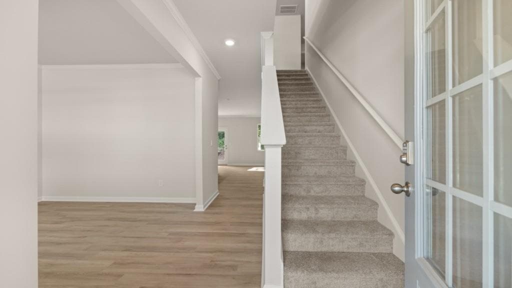 5 bedroom, 4 bathroom, 2,711 sq ft single family residence under contract at 4060 Fairhaven Road, Lithia Springs, GA 30122 — photo 2