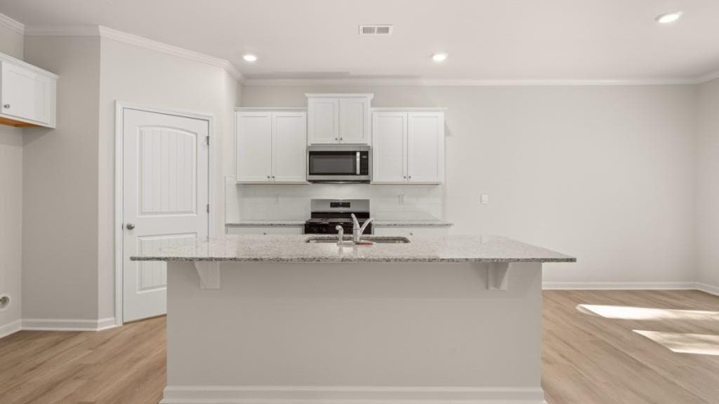 5 bedroom, 4 bathroom, 2,711 sq ft single family residence under contract at 4060 Fairhaven Road, Lithia Springs, GA 30122 — photo 6