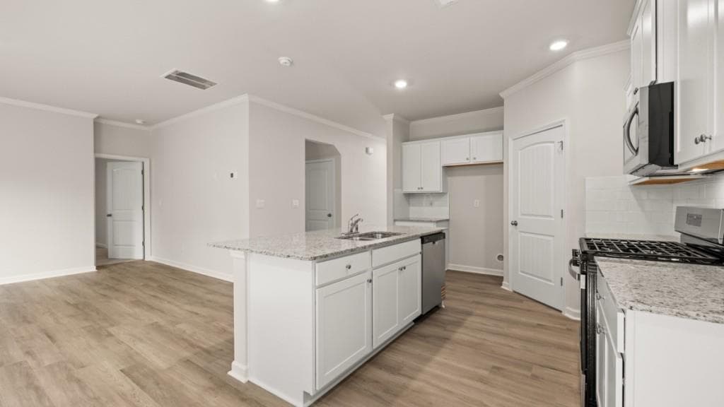 5 bedroom, 4 bathroom, 2,711 sq ft single family residence under contract at 4060 Fairhaven Road, Lithia Springs, GA 30122 — photo 8