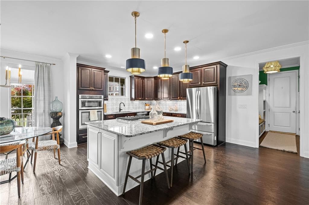 5 bedroom, 3 bathroom, 3,383 sq ft single family residence for sale at 114 Hedgewood Lane, Canton, GA 30115 — photo 9