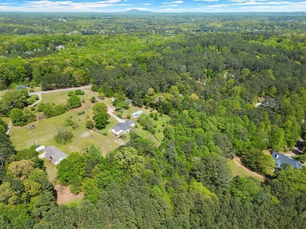 4 bedroom, 3 bathroom unimproved land for sale at 16160 Henderson Road, Alpharetta, GA 30004 — photo 2