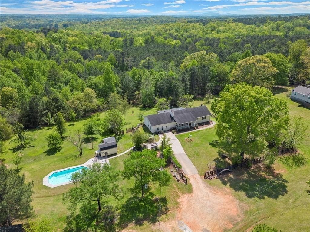 4 bedroom, 3 bathroom unimproved land for sale at 16160 Henderson Road, Alpharetta, GA 30004 — photo 3