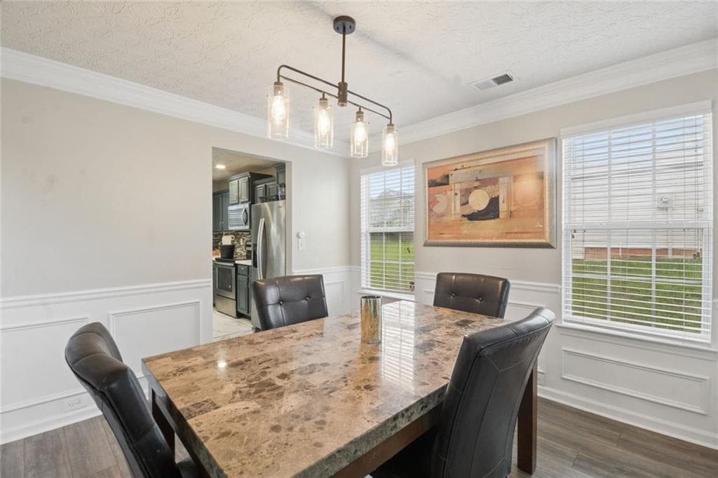 4 bedroom, 3 bathroom, 2,270 sq ft single family residence for sale at 439 Lake Ridge Lane, Fairburn, GA 30213 — photo 7