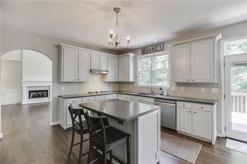 5 bedroom, 4 bathroom, 4,522 sq ft single family residence under contract at 3124 Grove View Court, Dacula, GA 30019 — photo 5
