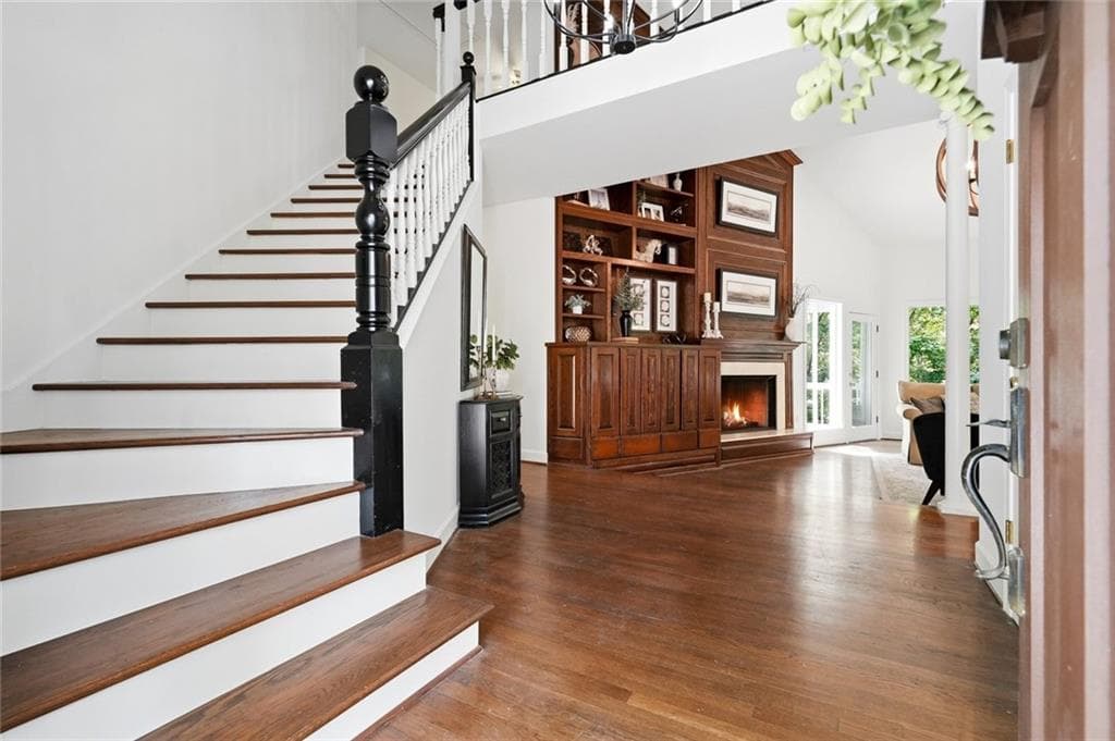 6 bedroom, 5 bathroom, 4,745 sq ft single family residence for sale at 380 Fredricks Cove, Dawsonville, GA 30534 — photo 5