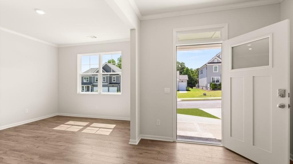 5 bedroom, 3 bathroom, 3,209 sq ft single family residence under contract at 4071 Peregrine Way, Gainesville, GA 30506 — photo 6