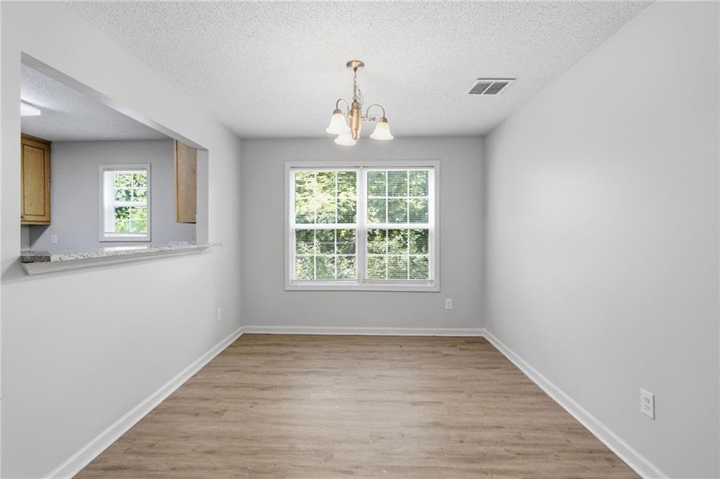 3 bedroom, 3 bathroom, 1,530 sq ft townhouse for sale at 8569 Thomas Road, Riverdale, GA 30274 — photo 10