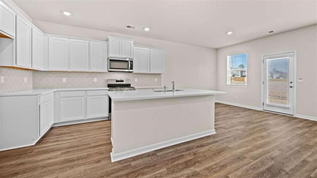 3 bedroom, 3 bathroom single family residence for sale at 11983 Aukerman Way, Hampton, GA 30228 — photo 5