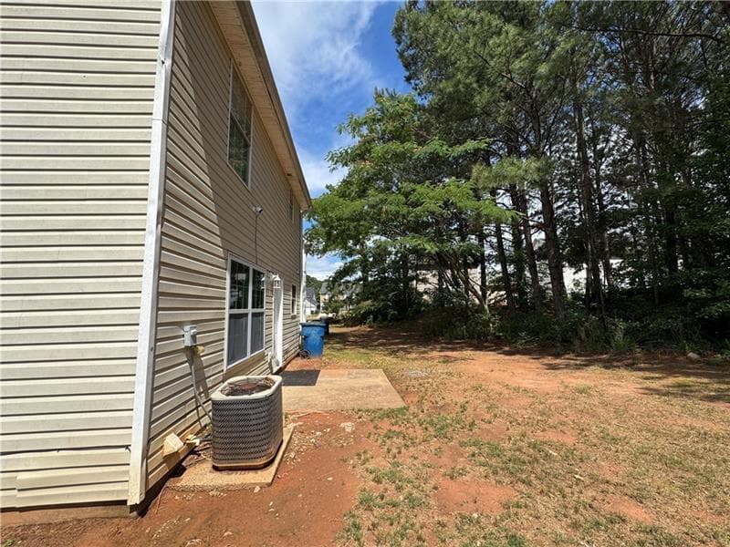 4 bedroom, 3 bathroom, 1,500 sq ft single family residence for sale at 330 Crestfield Circle, Covington, GA 30016 — photo 9