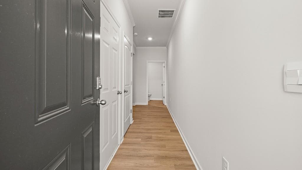 4 bedroom, 3 bathroom, 1,877 sq ft townhouse for sale at 4203 Merlin Pass, Gainesville, GA 30506 — photo 3