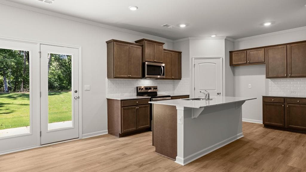 4 bedroom, 3 bathroom, 1,877 sq ft townhouse for sale at 4203 Merlin Pass, Gainesville, GA 30506 — photo 5