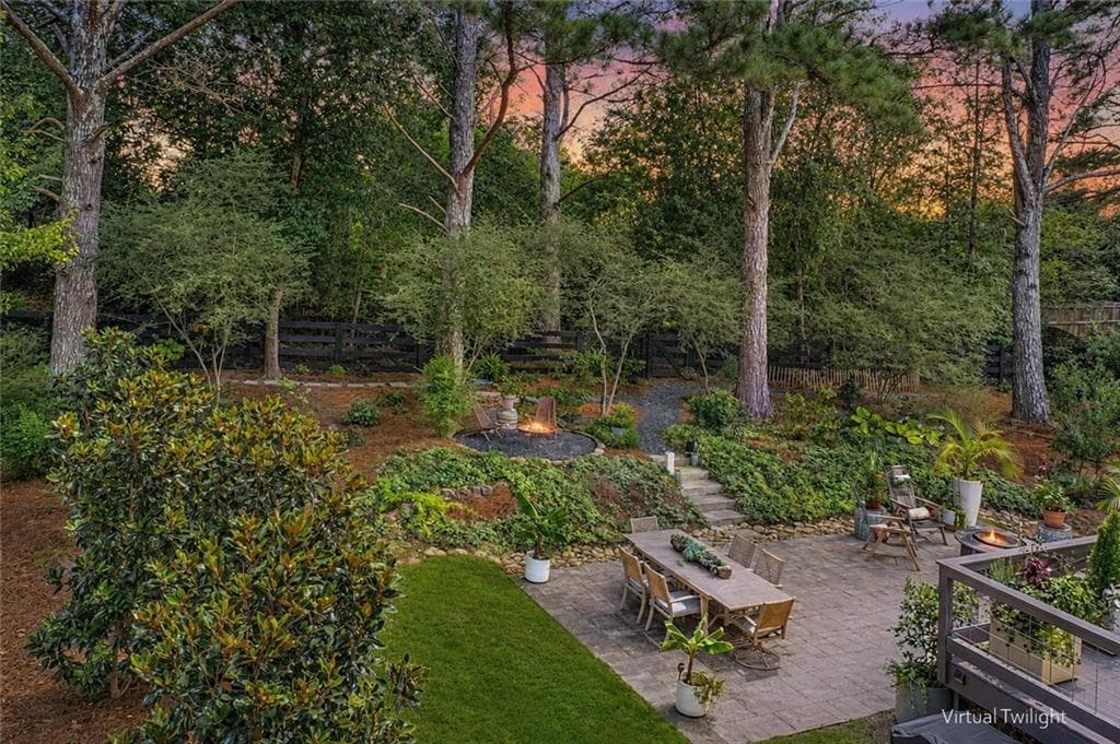 5 bedroom, 3 bathroom, 3,383 sq ft single family residence for sale at 114 Hedgewood Lane, Canton, GA 30115 — photo 2