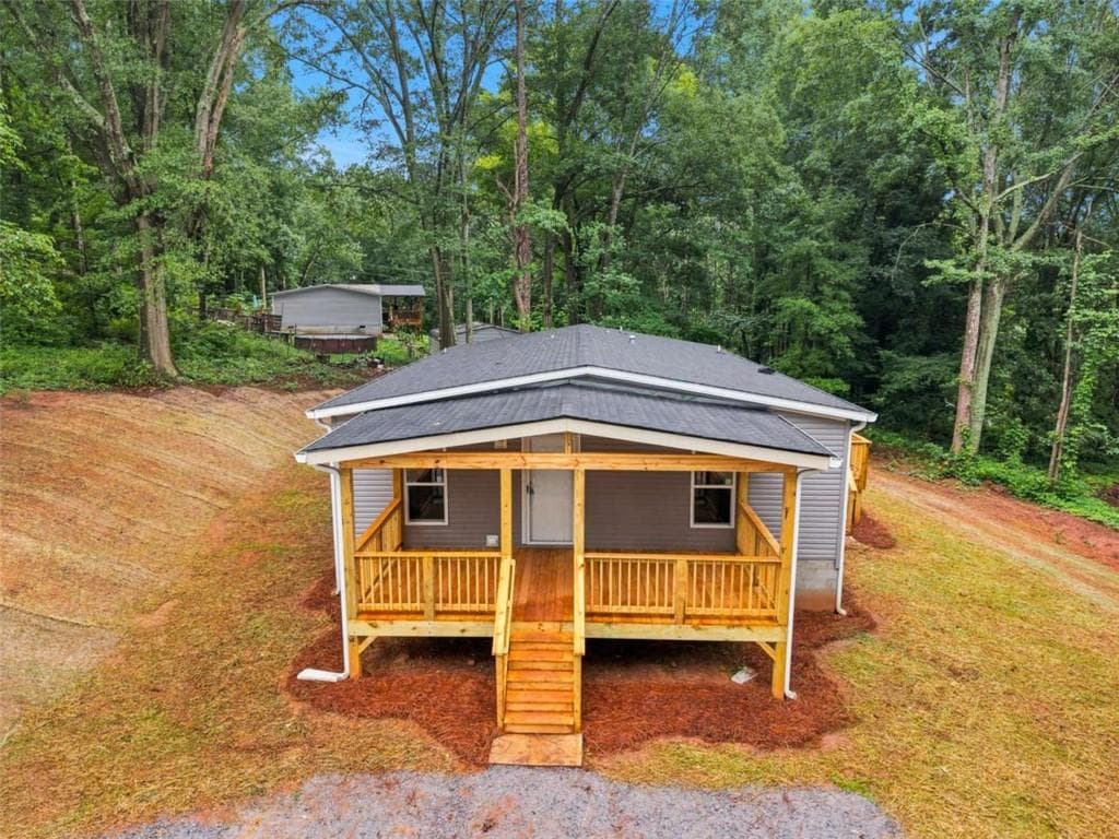 3 bedroom, 2 bathroom, 1,440 sq ft single family residence sold at 2218 Old Scenic Drive, Villa Rica, GA 30180