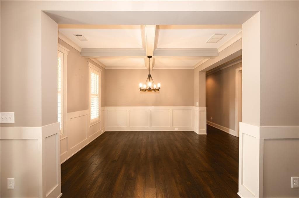 5 bedroom, 4 bathroom, 3,137 sq ft single family residence under contract at 497 Oak Forest Drive, Dawsonville, GA 30534 — photo 8