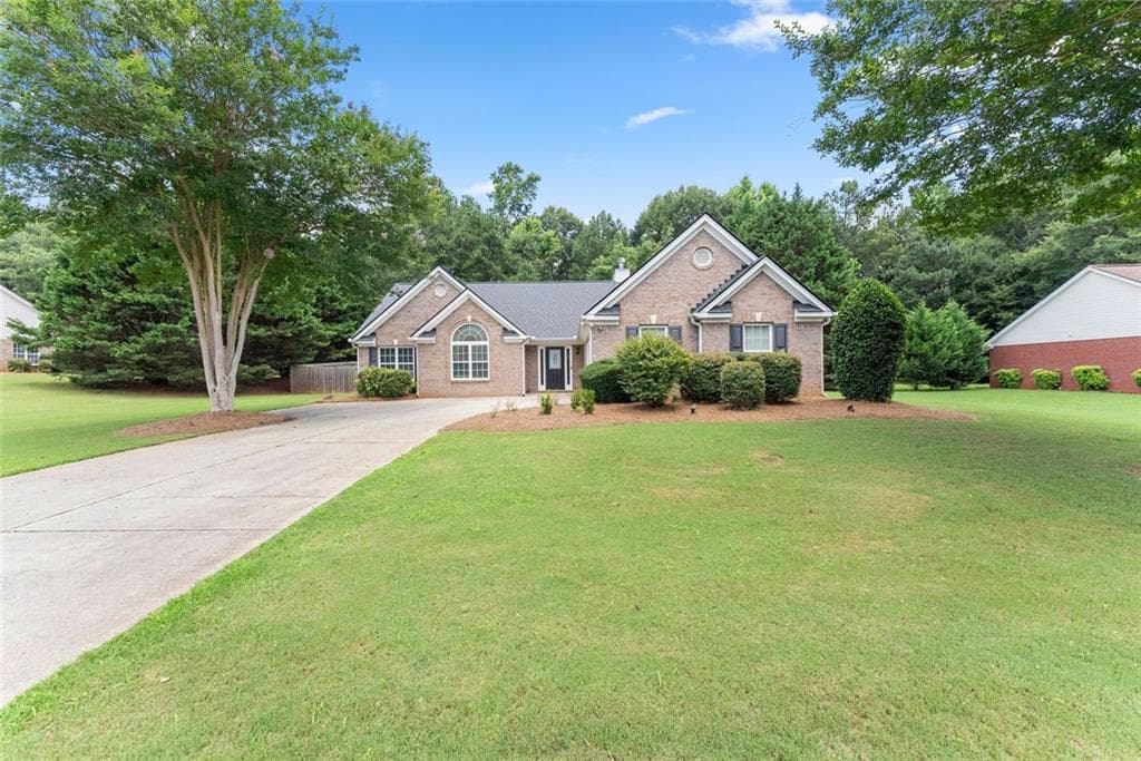 3 bedroom, 2 bathroom, 1,703 sq ft single family residence sold at 198 Blue Grass Drive, Jefferson, GA 30549