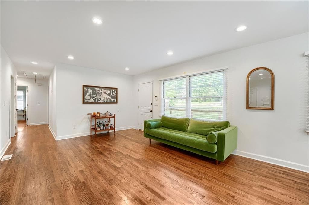 3 bedroom, 2 bathroom, 1,240 sq ft single family residence for sale at 3235 Beech Drive, Decatur, GA 30032 — photo 7