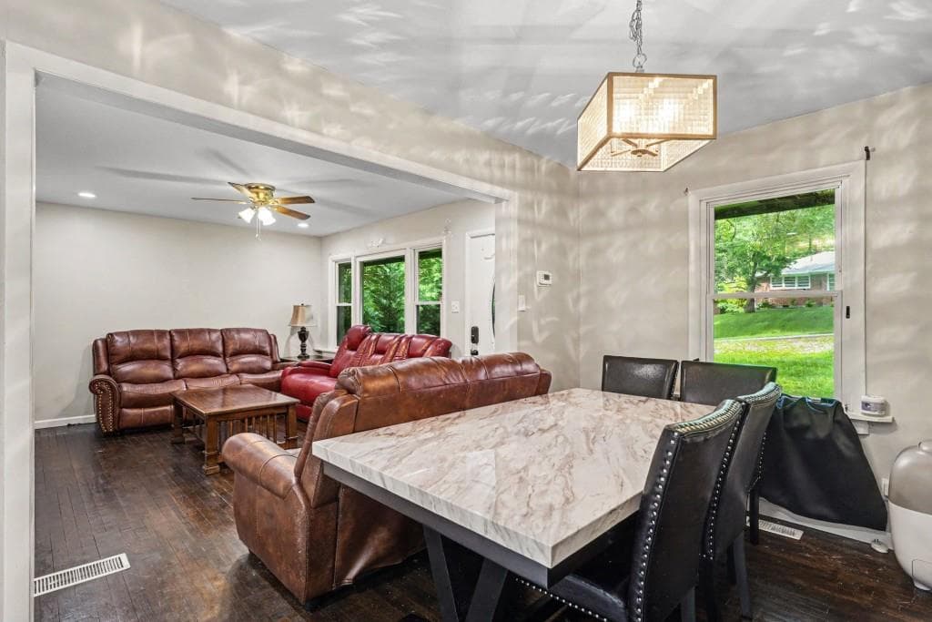 3 bedroom, 1 bathroom, 950 sq ft single family residence for sale at 5633 Cypress Drive, Forest Park, GA 30297 — photo 10