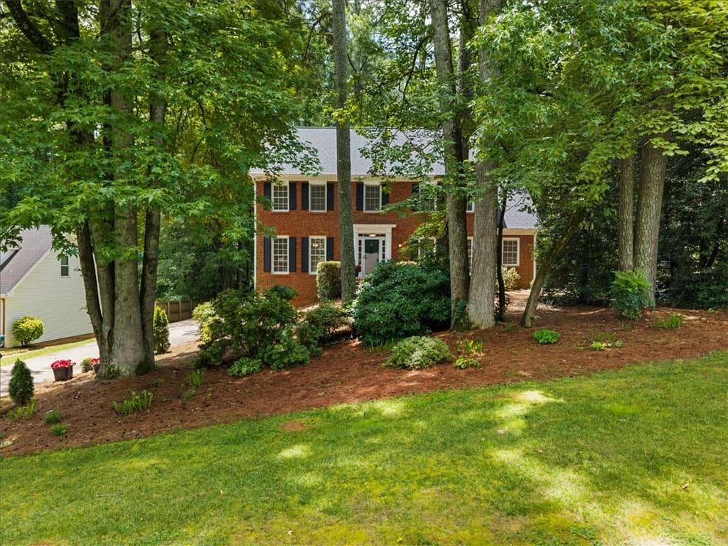 4 bedroom, 4 bathroom, 3,318 sq ft single family residence sold at 153 Lakeside Drive, Kennesaw, GA 30144