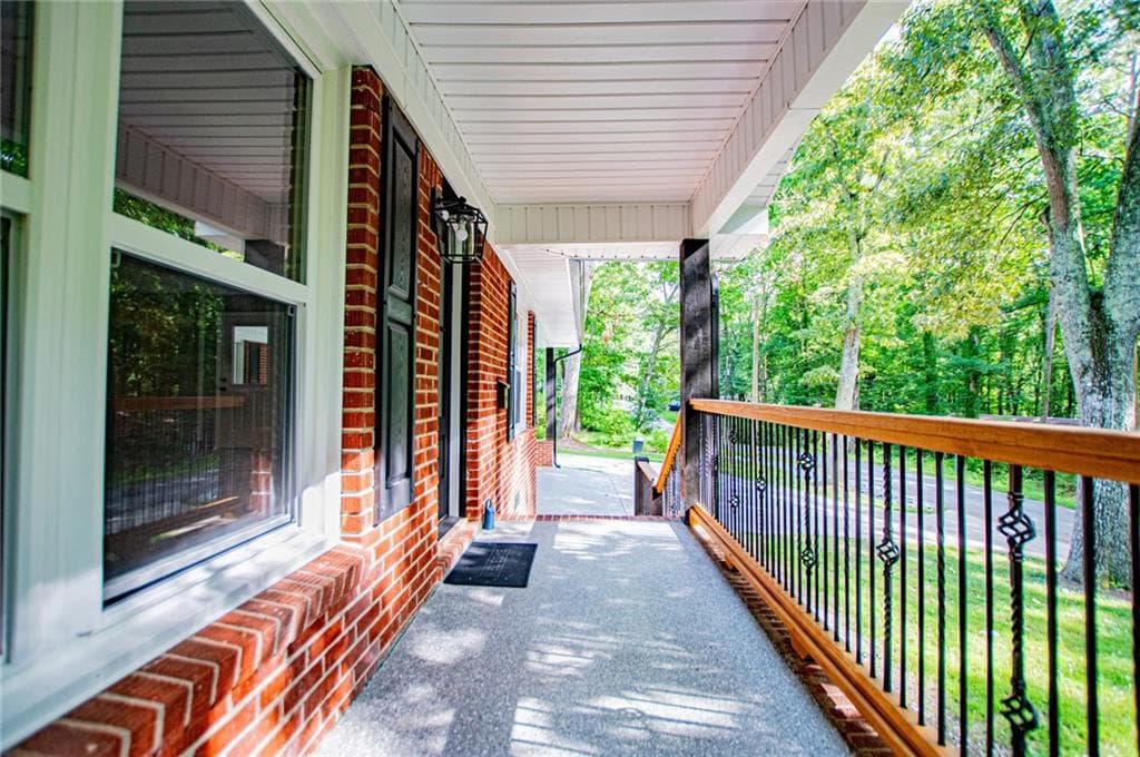 3 bedroom, 2 bathroom, 1,344 sq ft single family residence for sale at 41 Reynolds Street, Bremen, GA 30110 — photo 7