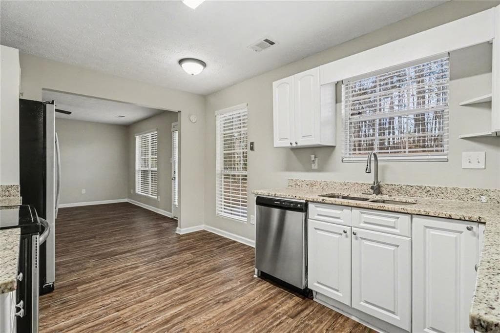 4 bedroom, 3 bathroom, 1,832 sq ft single family residence for sale at 634 Windchase Place, Lithonia, GA 30058 — photo 10