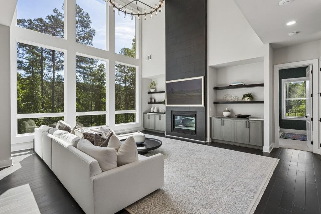 6 bedroom, 6 bathroom, 6,521 sq ft single family residence for sale at 423 Oakleigh Avenue, Woodstock, GA 30188 — photo 2