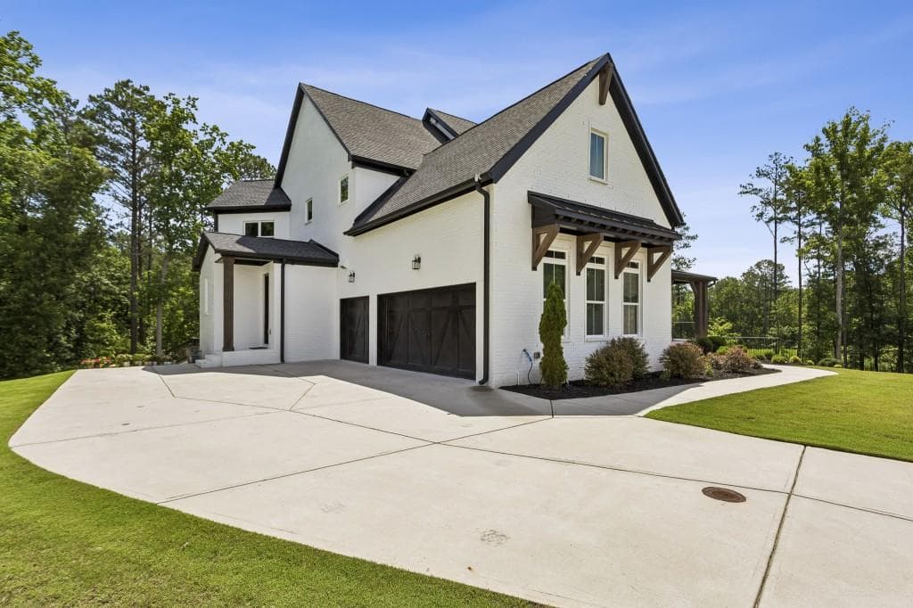 6 bedroom, 6 bathroom, 6,521 sq ft single family residence for sale at 423 Oakleigh Avenue, Woodstock, GA 30188 — photo 10