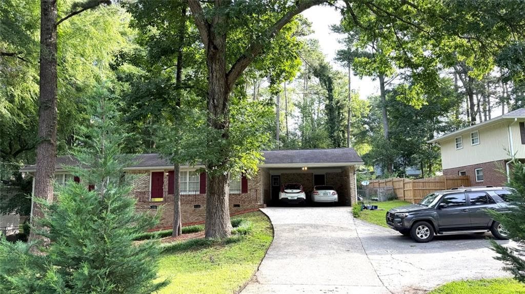 4 bedroom, 3 bathroom, 2,192 sq ft single family residence under contract at 866 Killian Hill Road, Lilburn, GA 30047 — photo 2