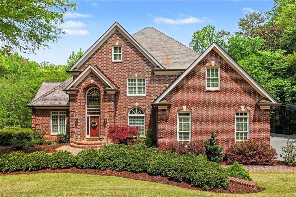 5 bedroom, 5 bathroom, 5,463 sq ft single family residence sold at 1645 Misty Oaks Drive, Atlanta, GA 30350