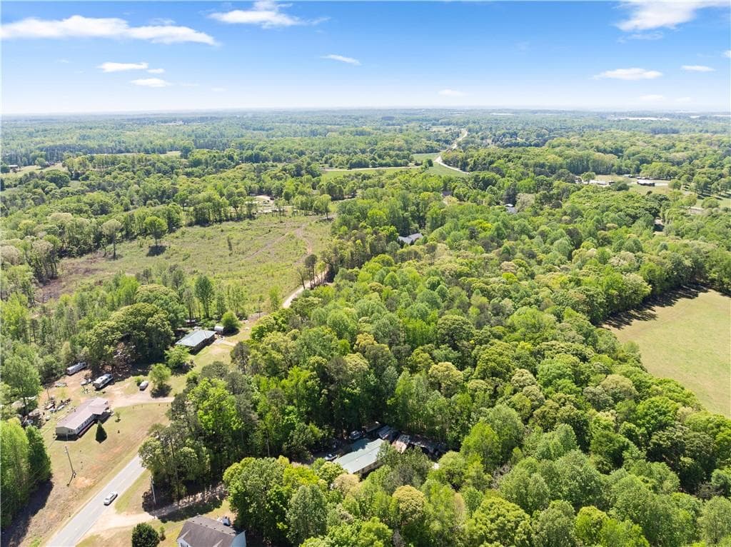 3 bedroom, 2 bathroom, 1,500 sq ft single family residence for sale at 4272 Woods Bridge Road, Commerce, GA 30529 — photo 10
