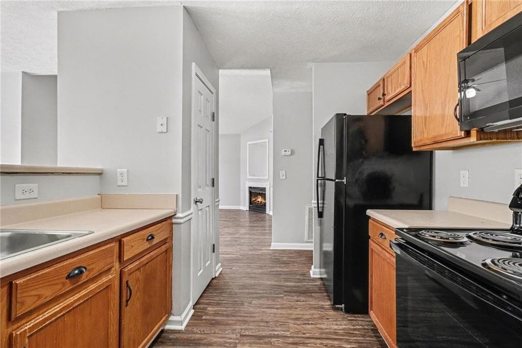 3 bedroom, 2 bathroom, 1,479 sq ft single family residence for sale at 6279 Avery Street, Covington, GA 30014 — photo 6