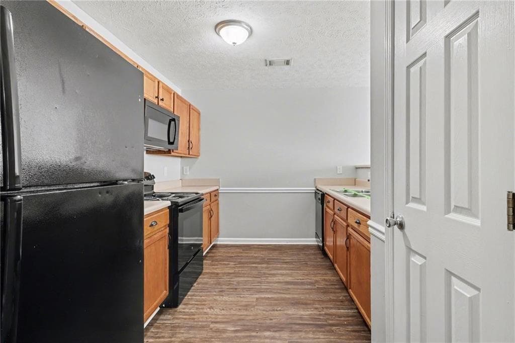 3 bedroom, 2 bathroom, 1,479 sq ft single family residence for sale at 6279 Avery Street, Covington, GA 30014 — photo 7