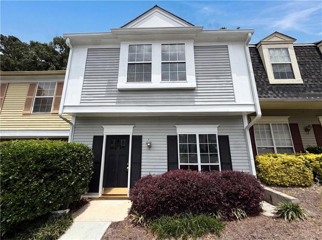 2 bedroom, 3 bathroom, 1,470 sq ft townhouse for sale at 3970 Hancock Circle, Atlanta, GA 30340 — photo 1 of 24