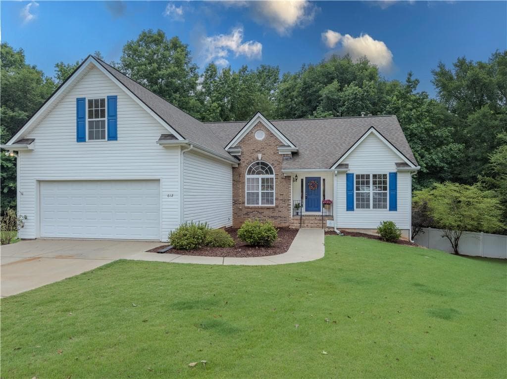 4 bedroom, 2 bathroom, 3,769 sq ft single family residence sold at 612 Old River Run, Monroe, GA 30656